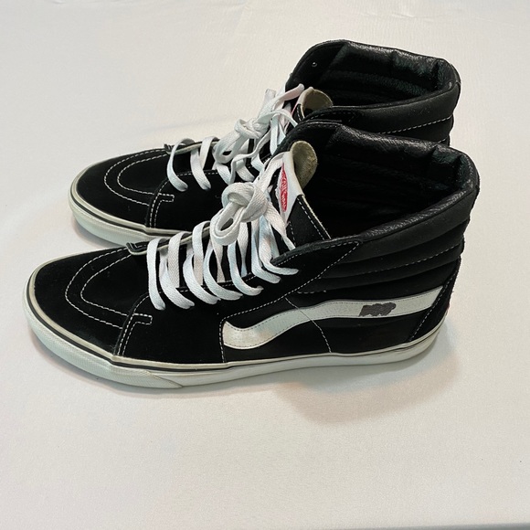 vans shoes size 11